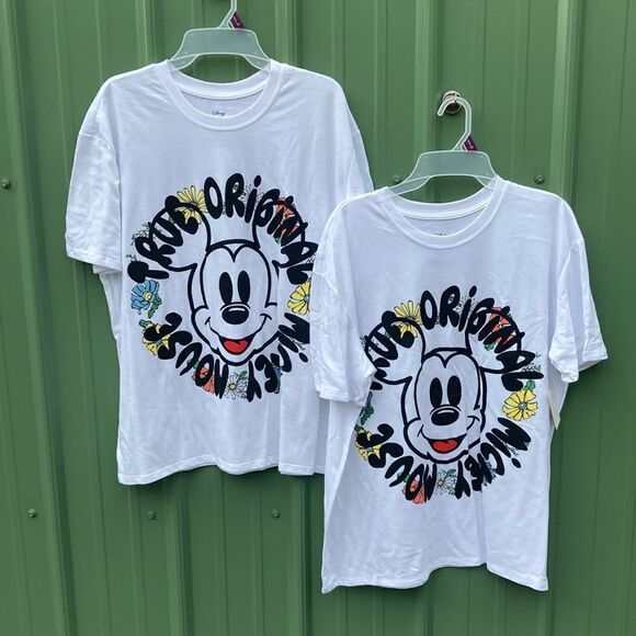 Women’s Juniors Disney Mickey Graphic Short Sleeve T-Shirts 2-Pack Size XXL - Picture 1 of 3
